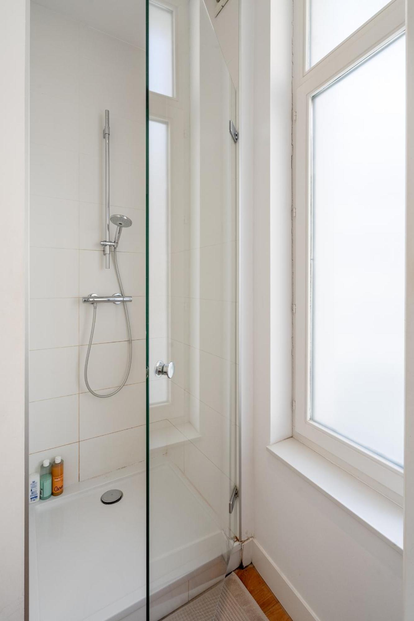 Beautiful Modern Apartment In The Heart Of Antwerpen Buitenkant foto